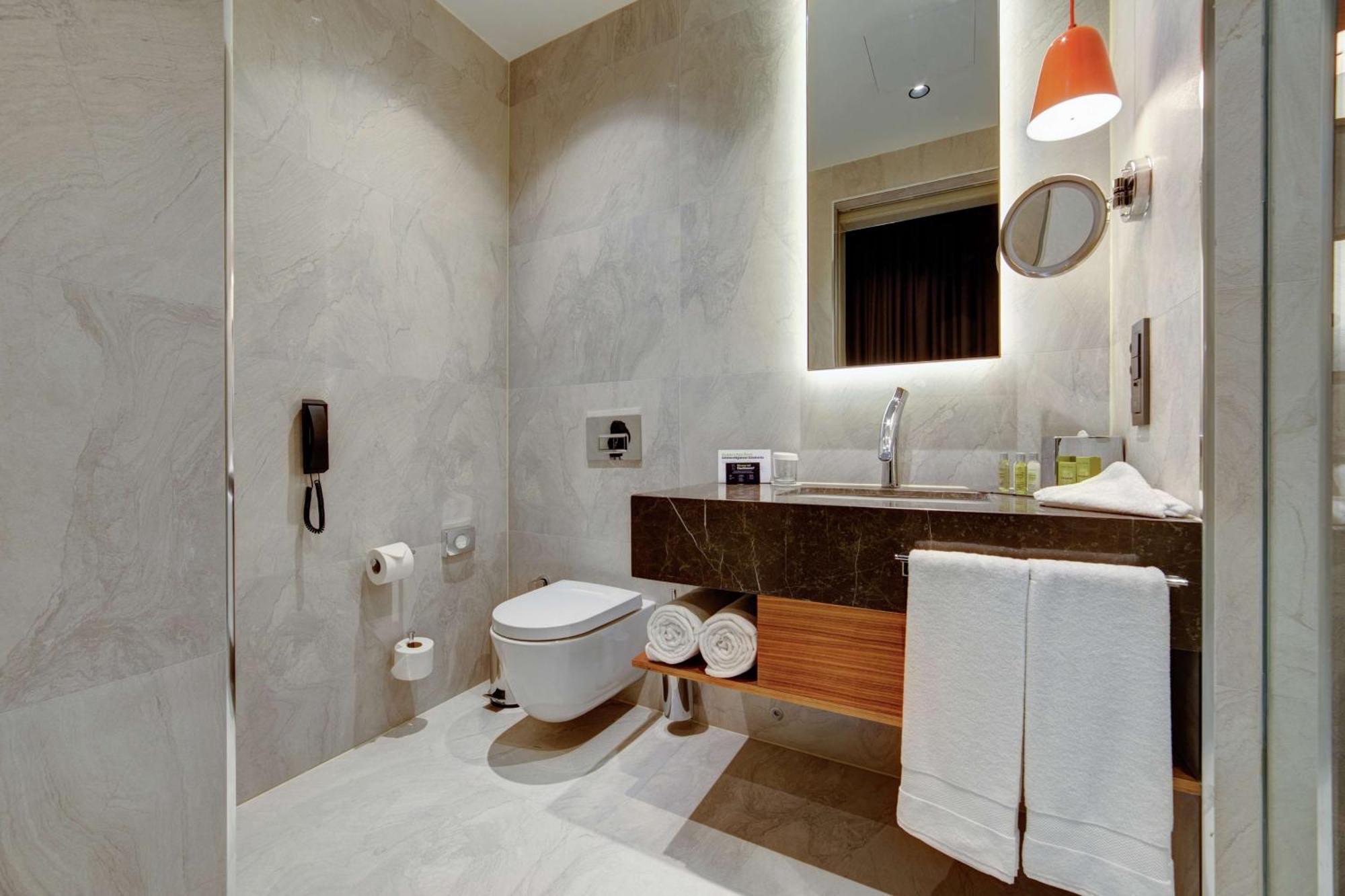 Doubletree By Hilton Adana Hotel Eksteriør billede