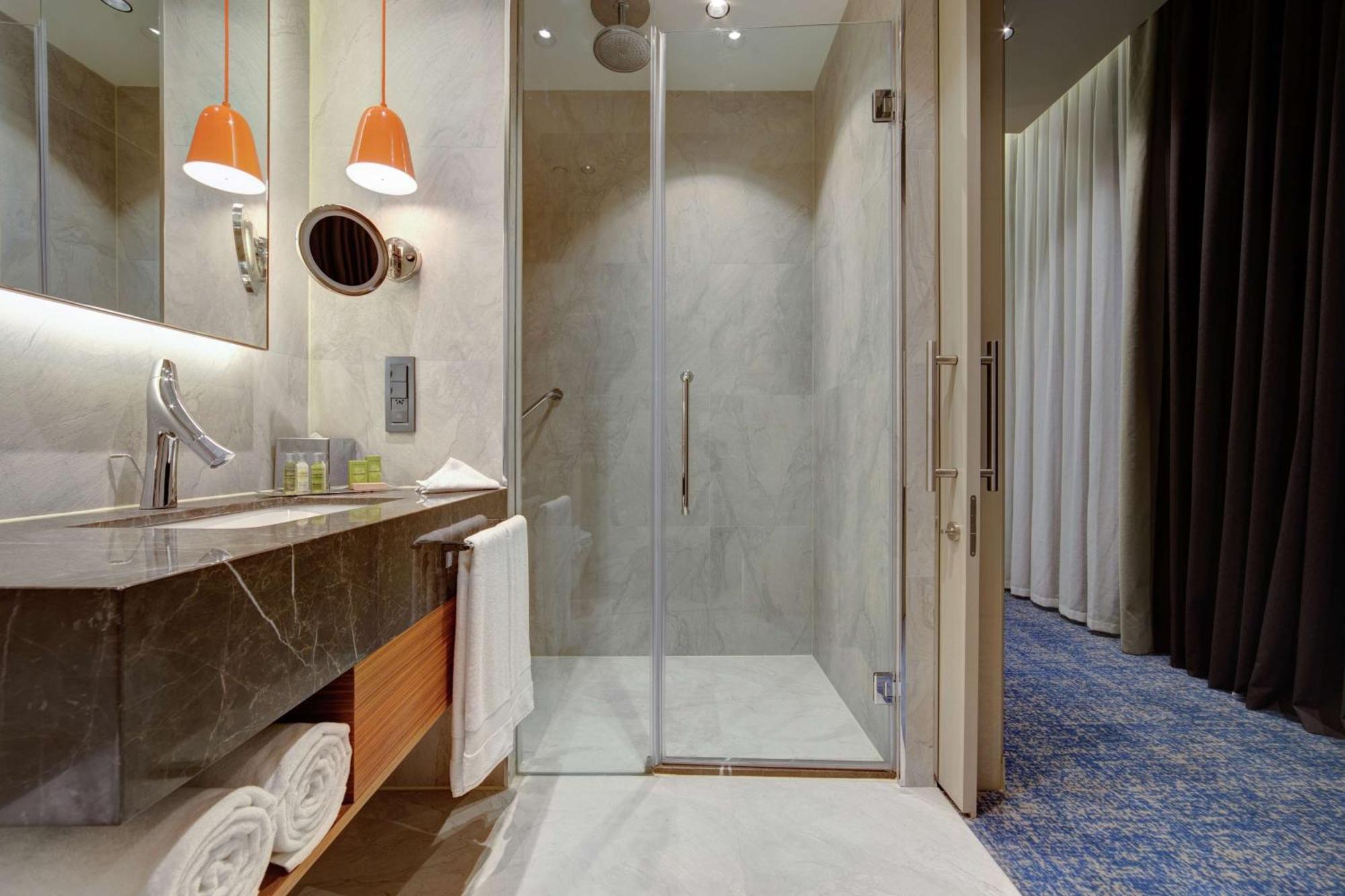 Doubletree By Hilton Adana Hotel Eksteriør billede