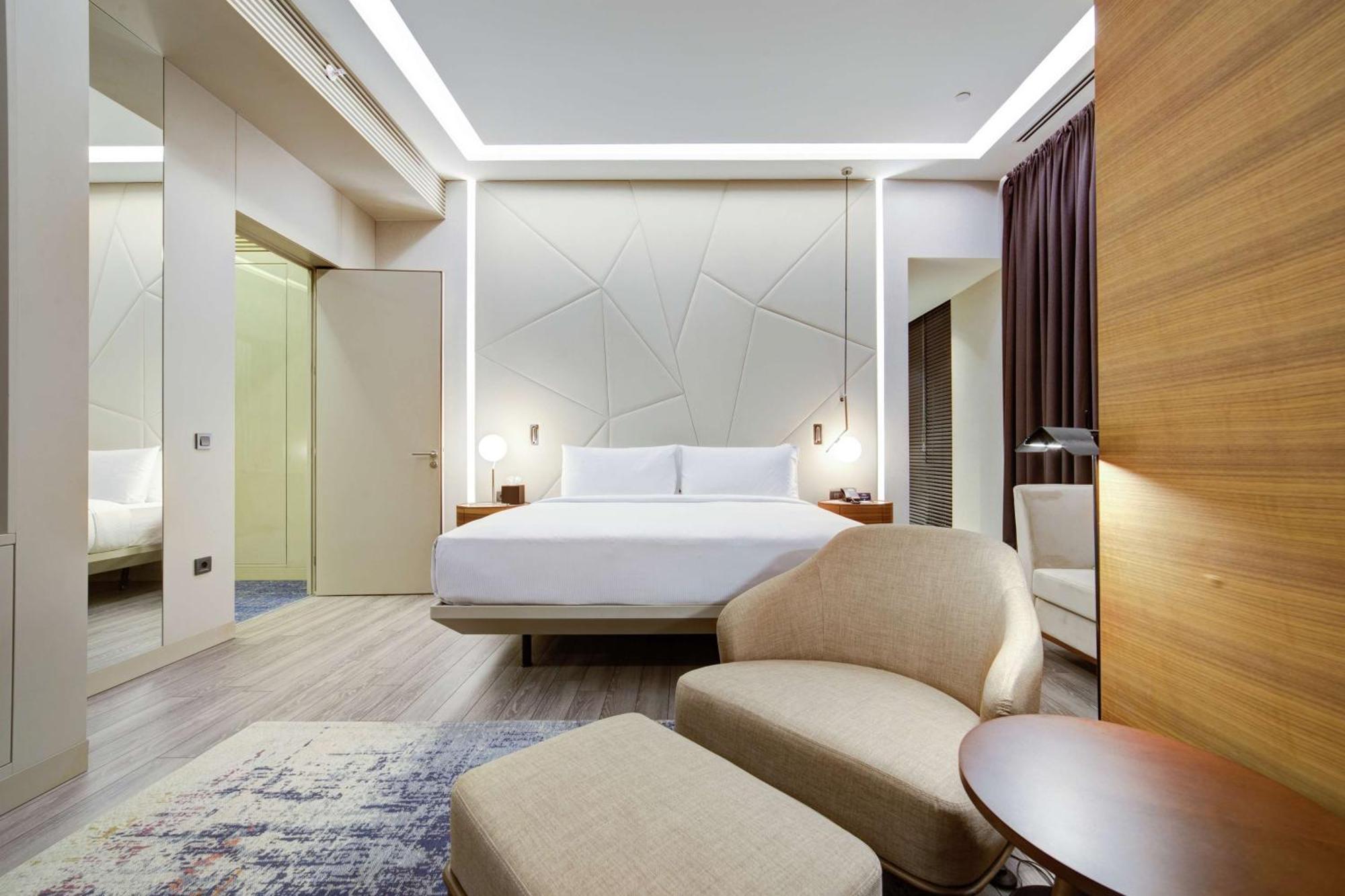 Doubletree By Hilton Adana Hotel Eksteriør billede