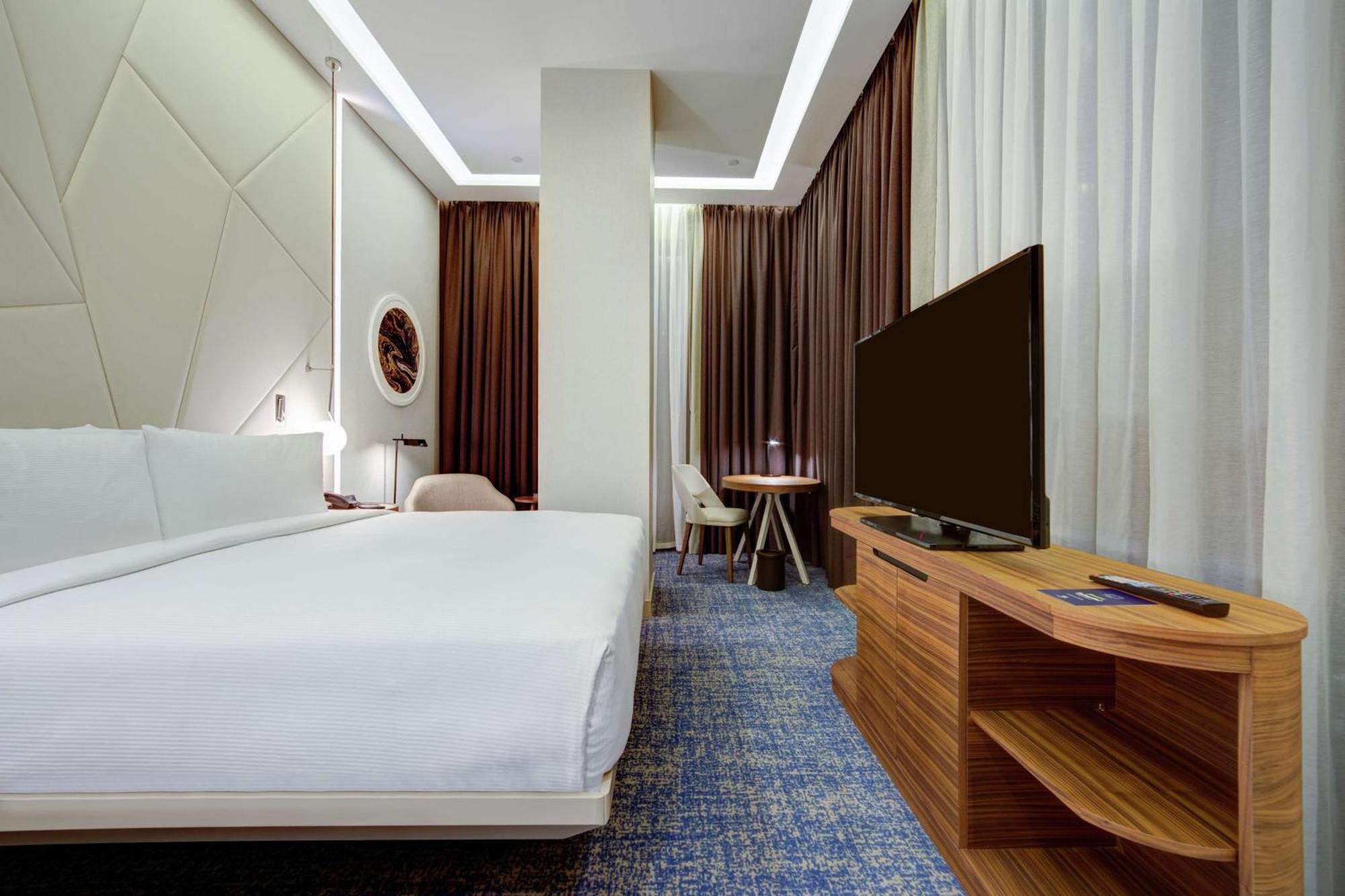 Doubletree By Hilton Adana Hotel Eksteriør billede