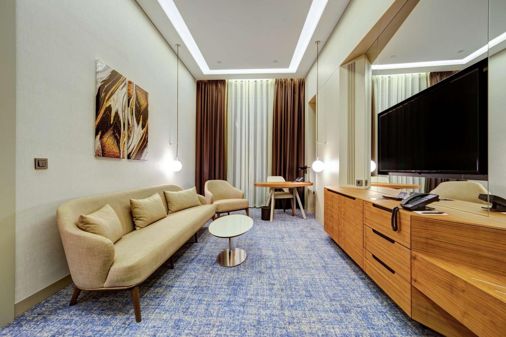 Doubletree By Hilton Adana Hotel Eksteriør billede