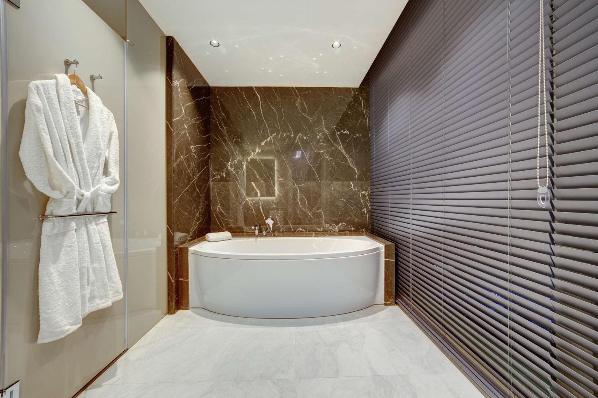 Doubletree By Hilton Adana Hotel Eksteriør billede