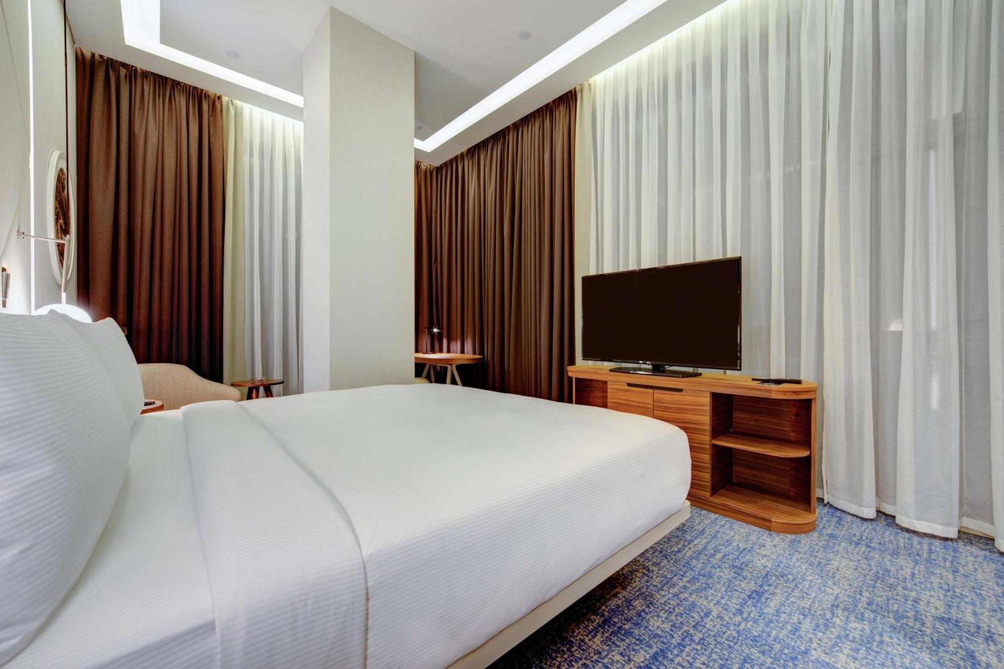 Doubletree By Hilton Adana Hotel Eksteriør billede